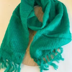 John Hanly & Co Ireland Green Hand Woven Mohair/Wool Fringe Long Wrap Scarf NEW